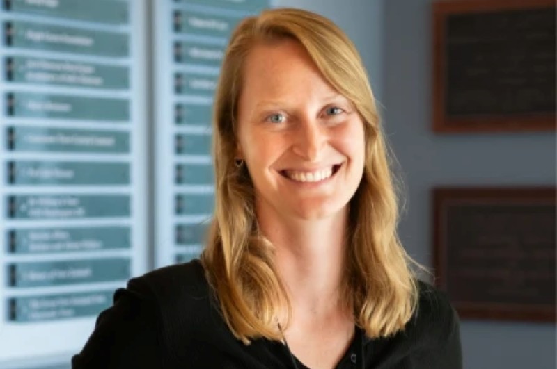 Dr Rebecca McKenzie