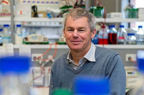 Professor Graham le Gros