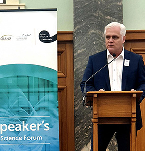 Chris Cornelisen at Speaker's Science Forum
