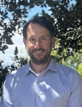 Dr Nicholas van Panhuys