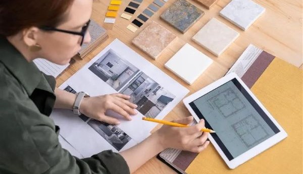 architect with plans