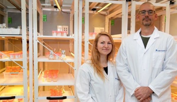 Dr Cora Hertzer and Dr Johan Svenson